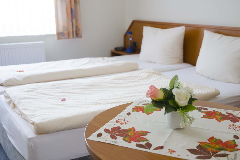 Zum Wikinger Hotell Neßmersiel Rom bilde
